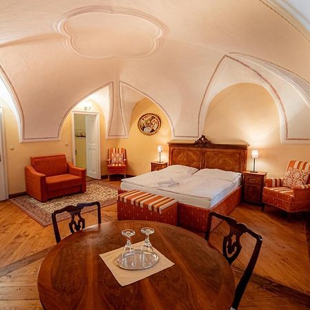 Penzion Cosmopolitan Ii. Banska Stiavnica Luaran gambar