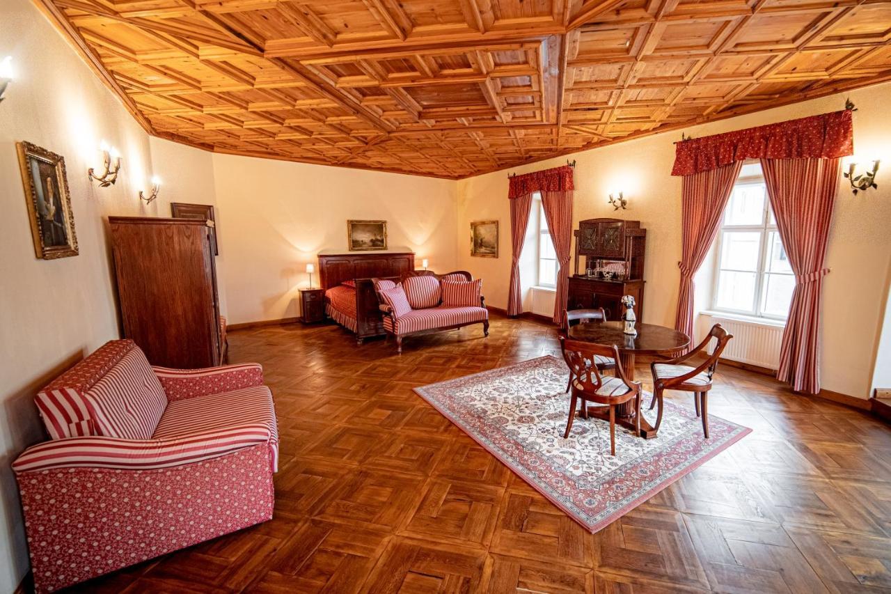 Penzion Cosmopolitan Ii. Banska Stiavnica Bilik gambar