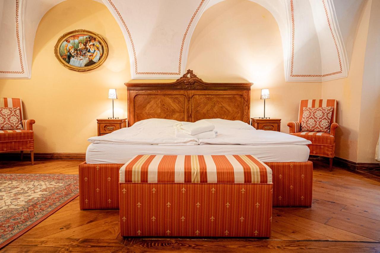 Penzion Cosmopolitan Ii. Banska Stiavnica Bilik gambar