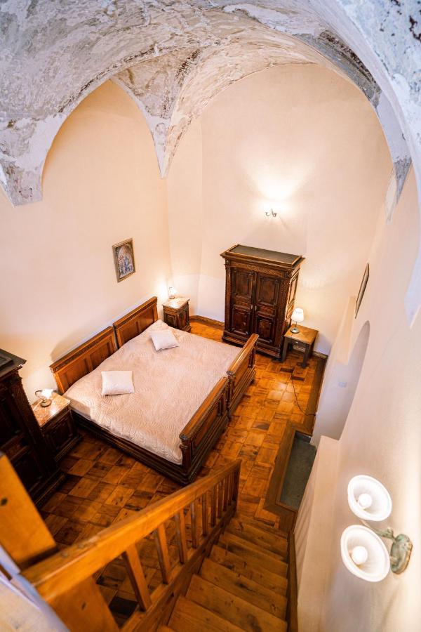 Penzion Cosmopolitan Ii. Banska Stiavnica Bilik gambar
