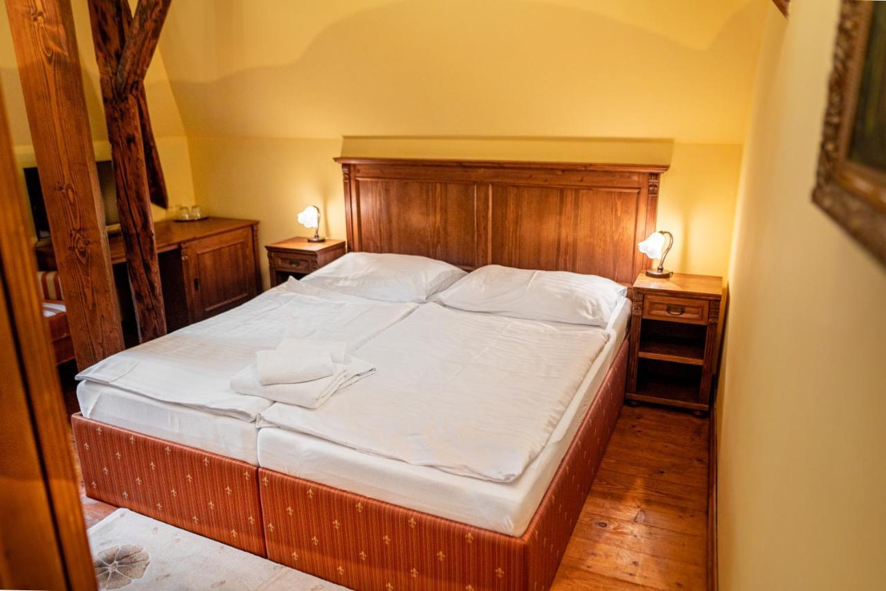Penzion Cosmopolitan Ii. Banska Stiavnica Bilik gambar