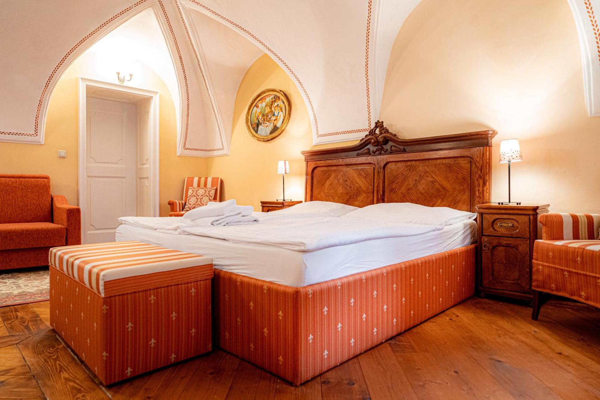Penzion Cosmopolitan Ii. Banska Stiavnica Bilik gambar