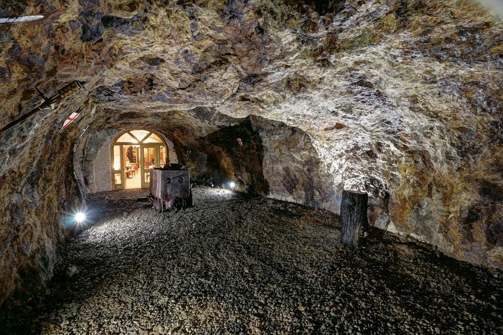 Penzion Cosmopolitan Ii. Banska Stiavnica Luaran gambar